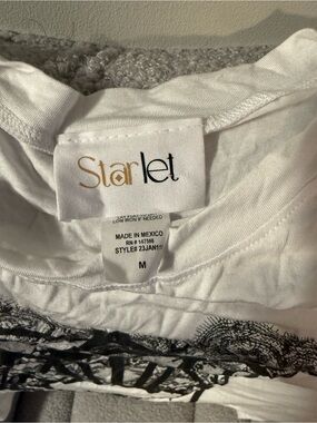 Women's White Short Sleeve Tee